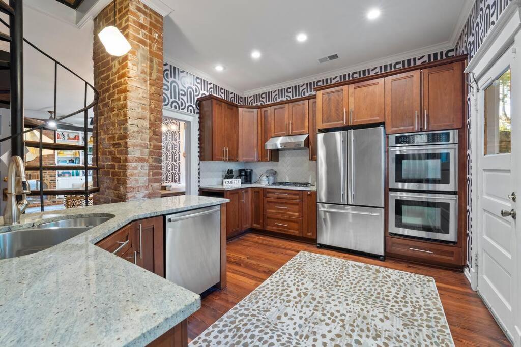 Large Historical Home W/ Fire Pit, Chef Kitchen. 孟菲斯 外观 照片